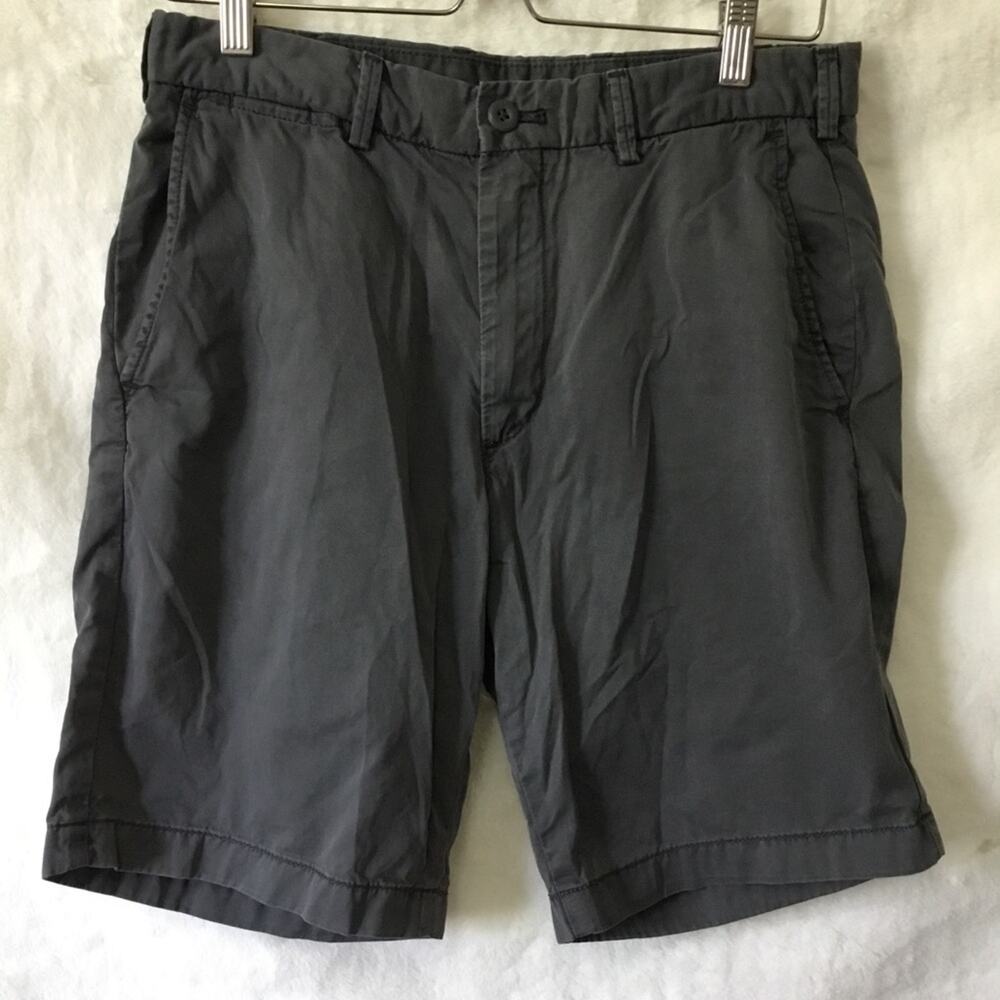 Uniqlo Men's Charcoal Gray Flat-Front Shorts